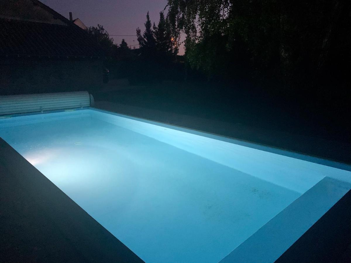 La Fontenelle - Lovely Holiday House With Swimming Pool Cuisery Экстерьер фото